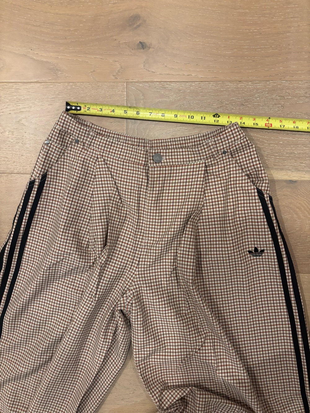 adidas Originals Checks Trouser Loose Pants Med NWT crystal linen / aurora Pleat - Picture 12 of 16